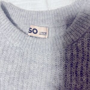 Girl’s Gray Sweater